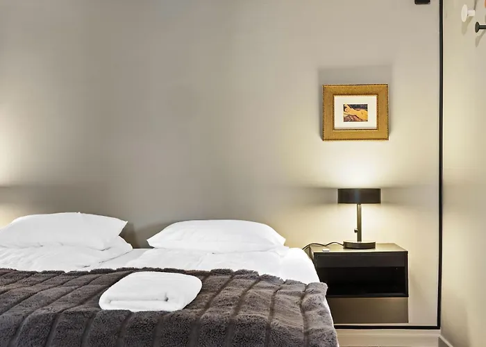 Astro Apartments